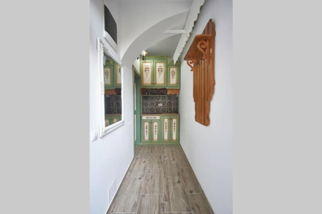 Vintage Apartament ,, Nicolux,, Centrul Vechi- Brasov Exterior photo